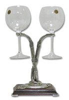   Howard Miller 613-559