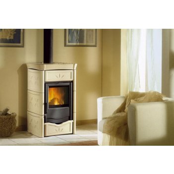   la nordica nicoletta : ,    