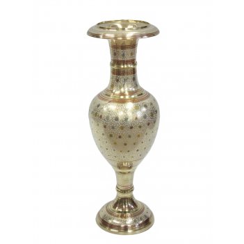      bidri 18